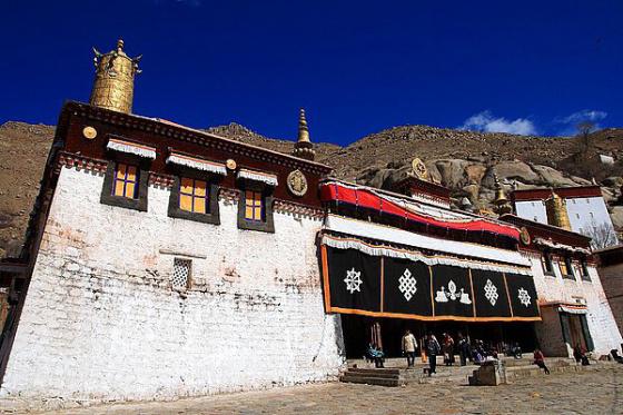 ȫ���ص����ﱣ����λ��ɫ����