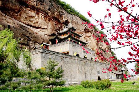 ���������У����ش����