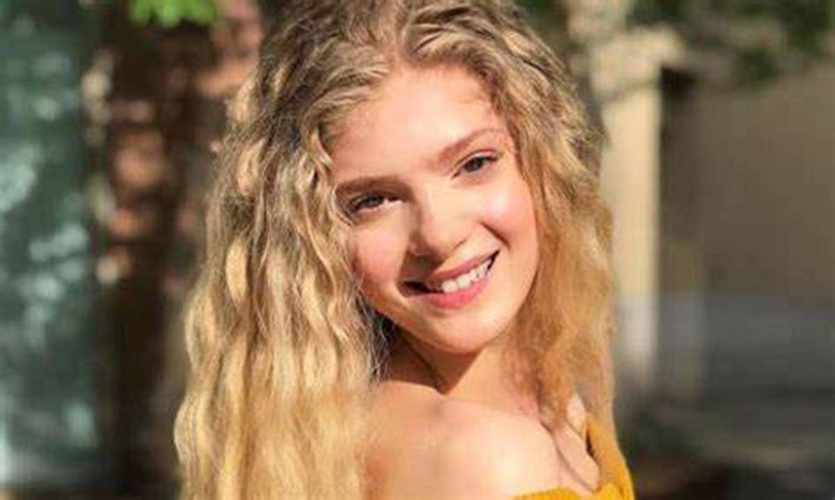 �����ȡ�������˹��Elena Kampouris��