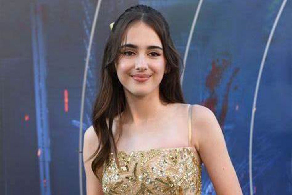 �����ǡ�����˹��Julia Butters��