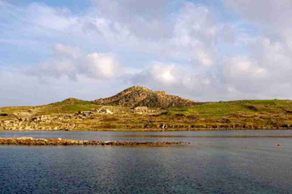 ���嵺����ϣ���׶��ŵ䶫��Լ160ǧ�״�