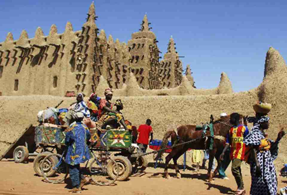 �ڷ��޹ŵ������У�ɣ�����������ڰ�������