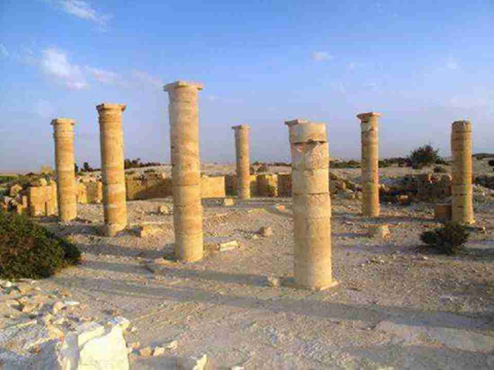 �ִ���ɫ�������ڸǷ򶨾ӵ�ʼ��Լ100��ǰ