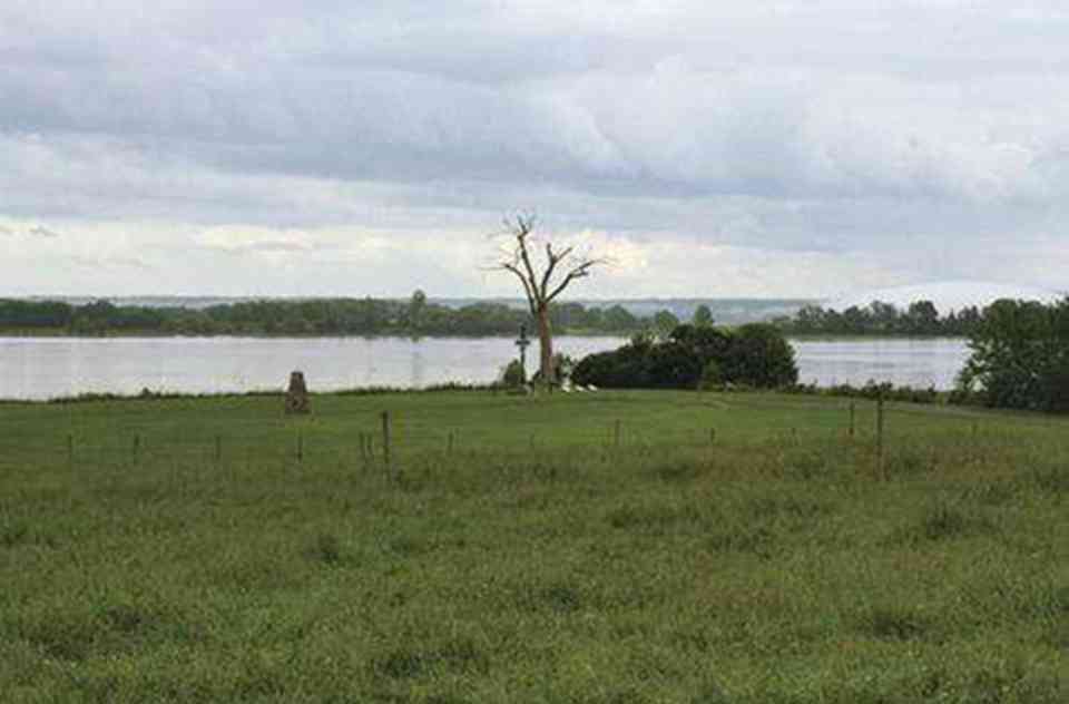 �������׾���λ����˹����ʡ����˹����ϲ�