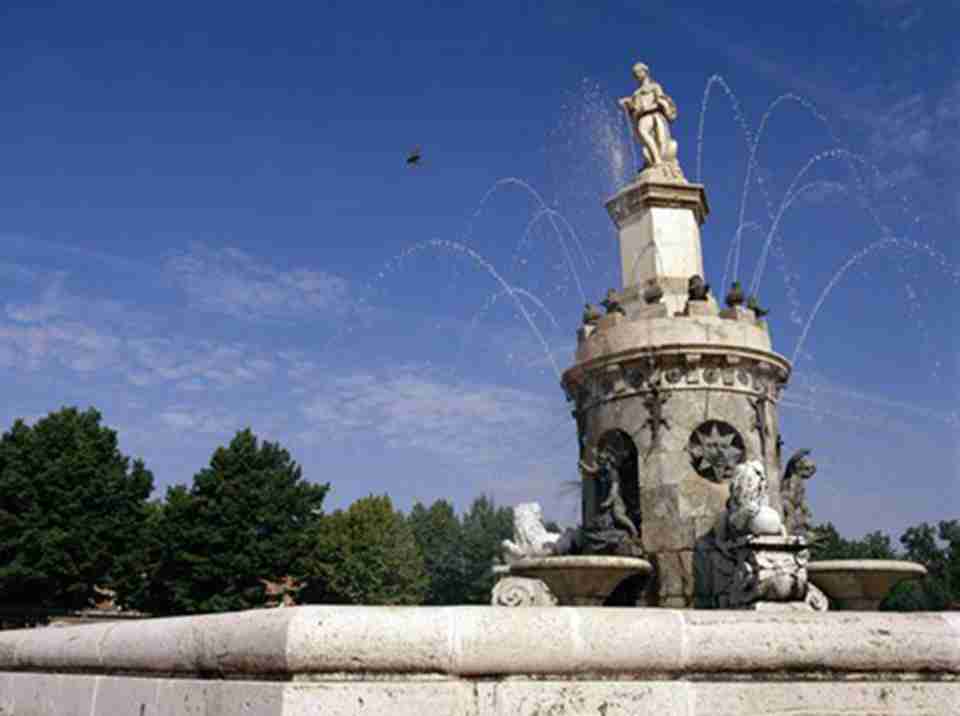 ��������Ȫ��ӳ��Ȥ