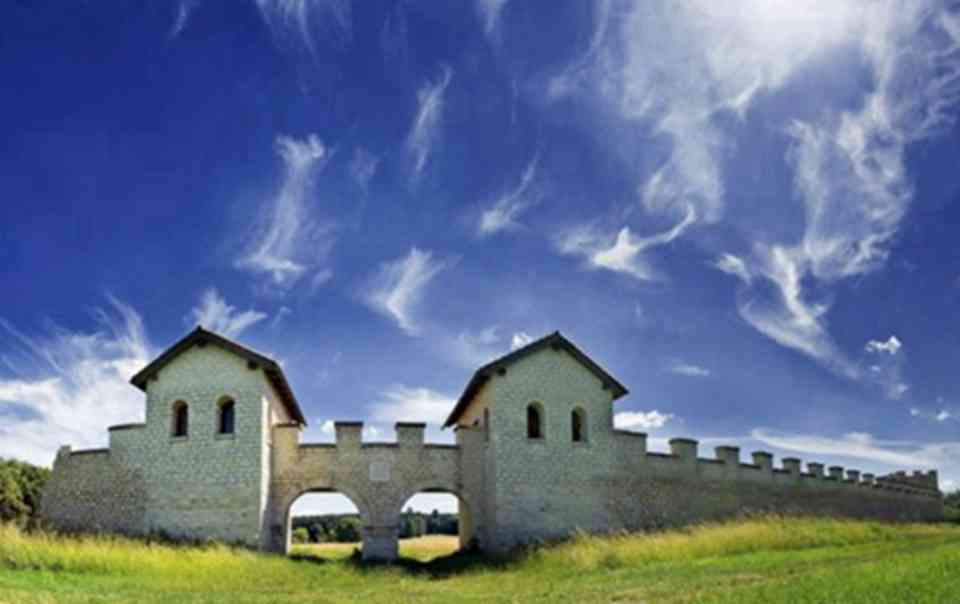 �Ų�����Ӣ���Ĺ��������ǡ������᳤�Ǻ͵¹��ı��ն���-�׵ٶ���ǽ