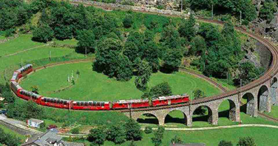 ����һ����Խ���ͱ�������ʷ����·��Ҳ��һ�����ι۹���·