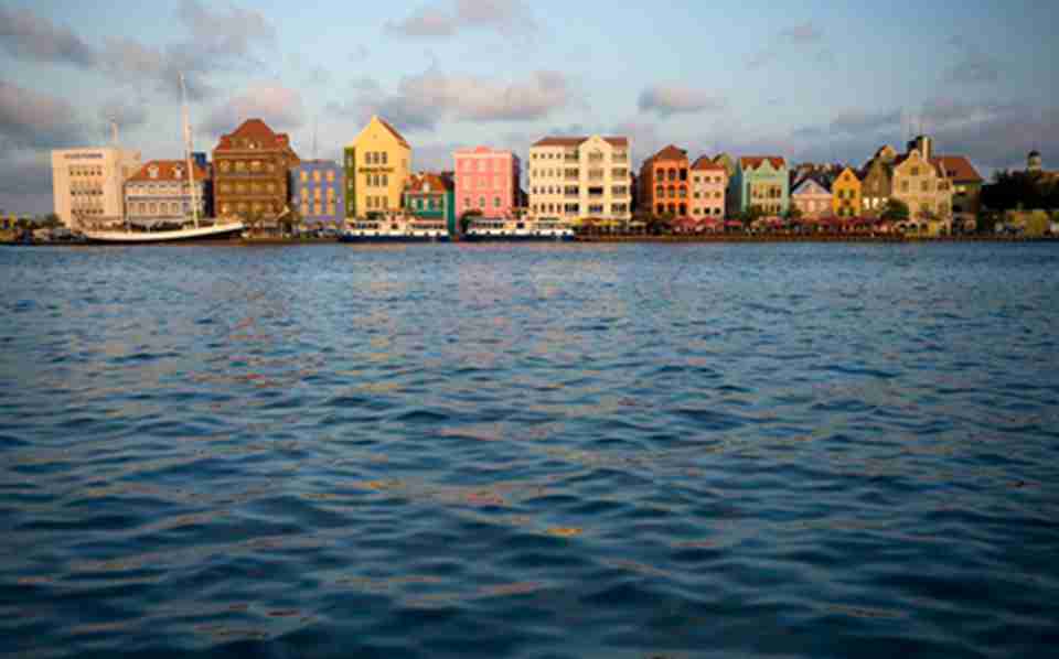 ����˹�������ڼ��ձȺ��ϵĺ���������˹�Ŀ��������ϵĶ���