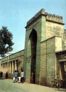 Ȫ���徻�´��ţ�����Ԫ��