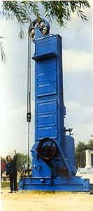 �й����Ƶ���ʽ�������ͻ������ڴ󸺺ɡ��������ҵ����Ҫ